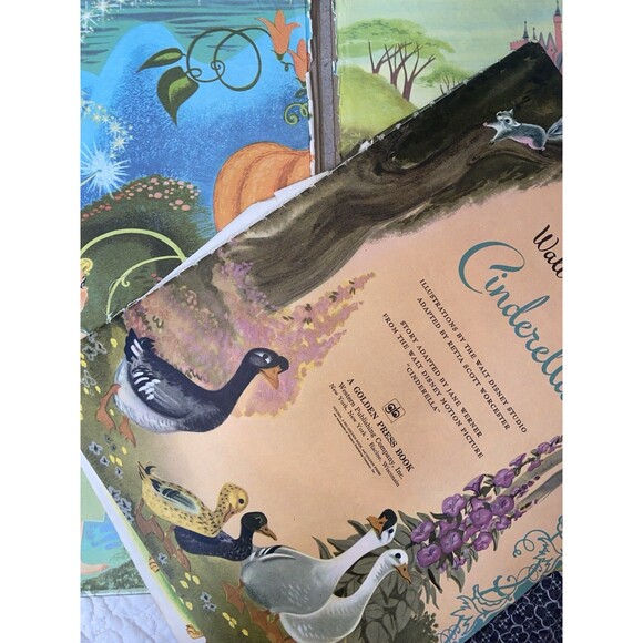 1950 1st Edition, Walt Disney Library/Cinderella Big Golden Book, Hardcover VNTG - Picture 4 of 5